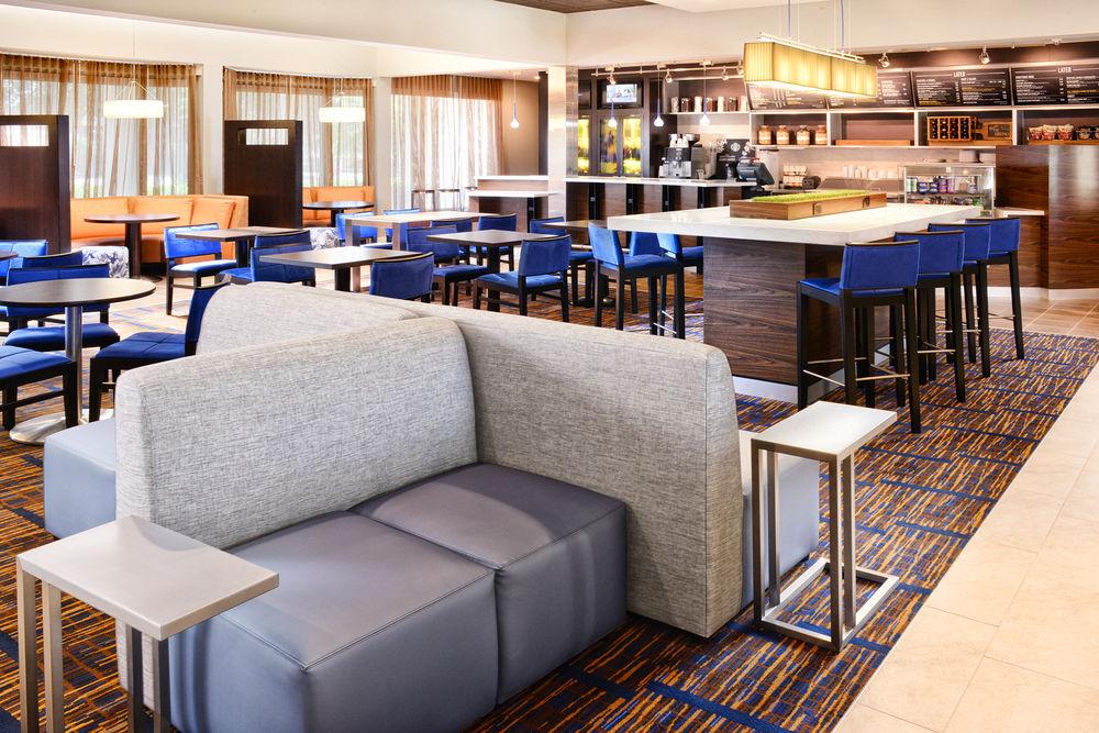 Courtyard By Marriott Dallas Richardson At Spring Valley Bagian luar foto