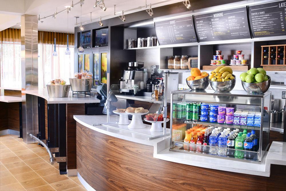 Courtyard By Marriott Dallas Richardson At Spring Valley Bagian luar foto