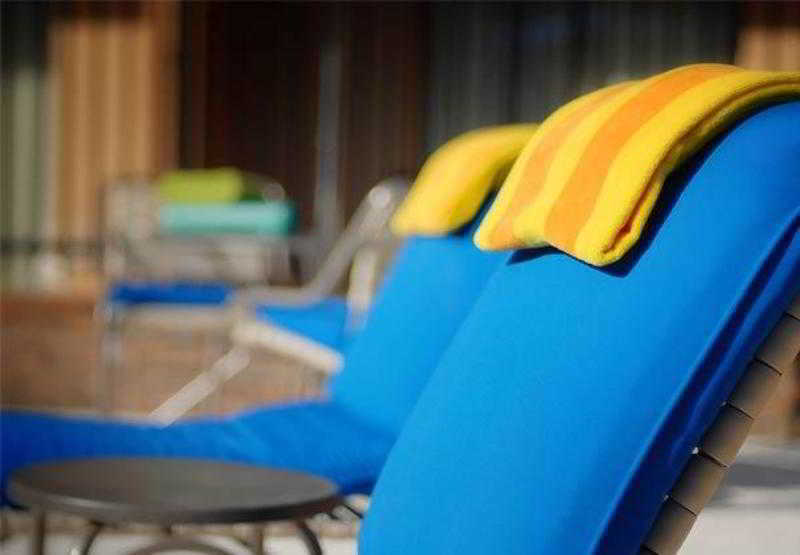 Courtyard By Marriott Dallas Richardson At Spring Valley Bagian luar foto