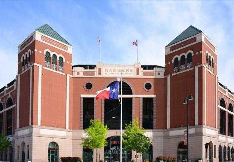 Courtyard By Marriott Dallas Richardson At Spring Valley Bagian luar foto